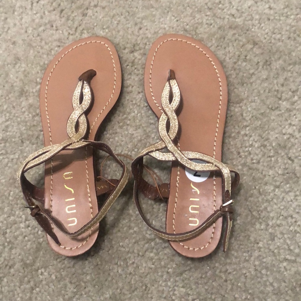 Sparkly gold sandals.